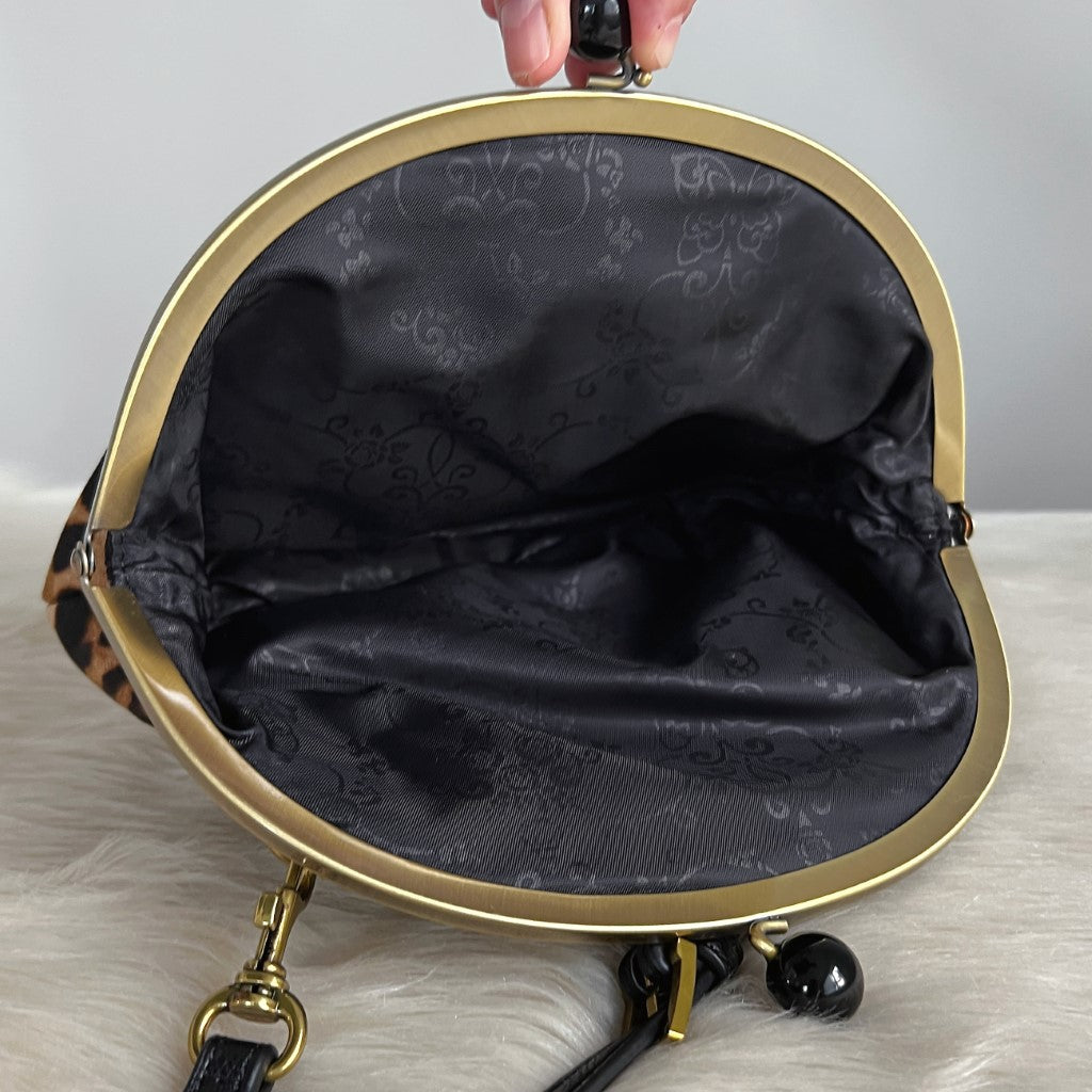 Anna Sui Signature Butterfly Charm 2 Way Shoulder Bag 2 in 1 Excellent