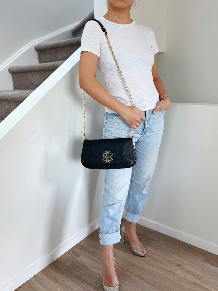 Tory Burch Black Leather Front Logo Chain Crossbody Shoulder Bag Like New