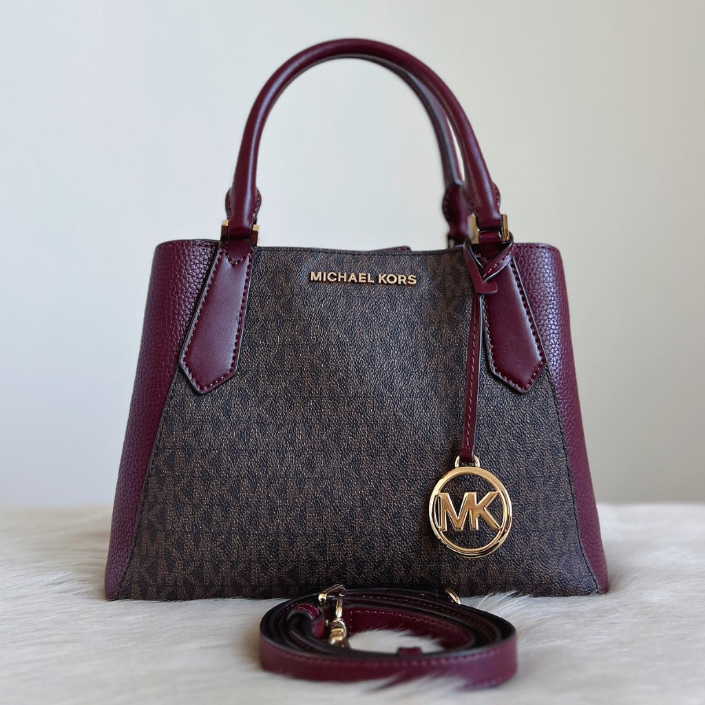 Michael Kors Plum Leather Monogram Triple Compartment 2 Way Shoulder Bag Excellent