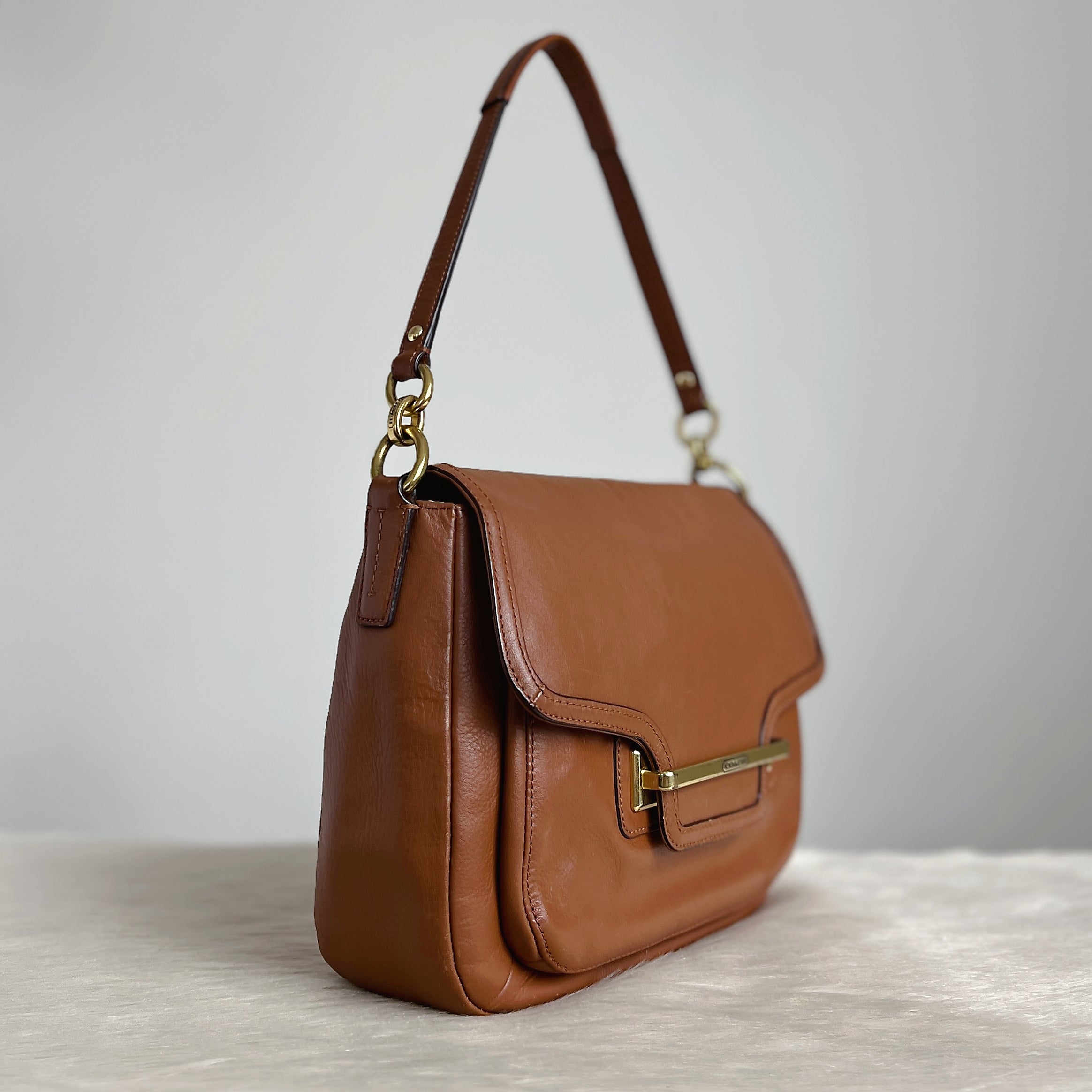 Coach Caramel Leather Front Buckle 2 Way Shoulder Bag