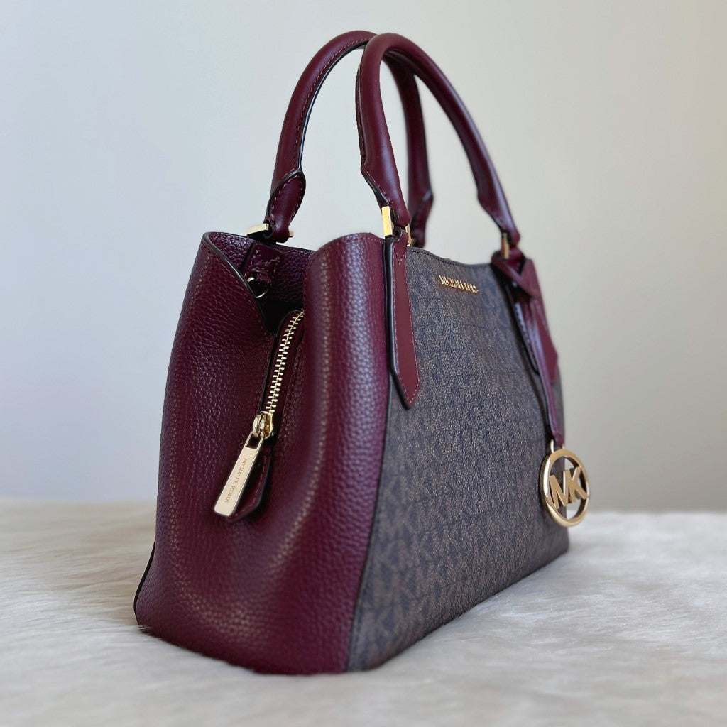 Michael Kors Plum Leather Monogram Triple Compartment 2 Way Shoulder Bag Excellent