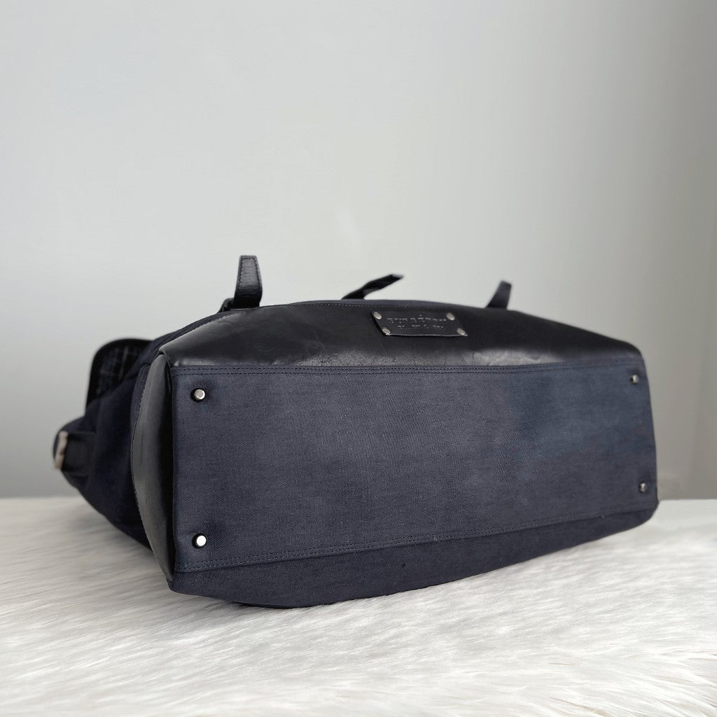 Burberry Black Leather Canvas Patchwork Buckle Detail Travel Bag Excellent