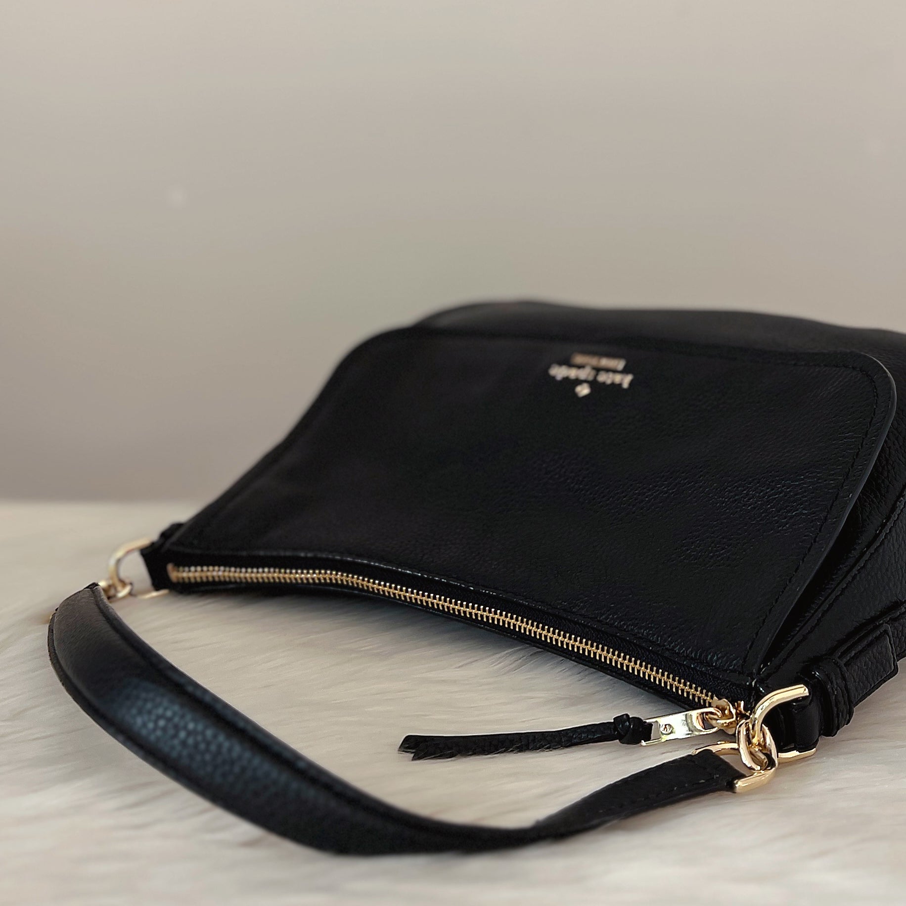 Kate Spade Black Leather Front Logo Flap 2 Way Shoulder Bag Like New