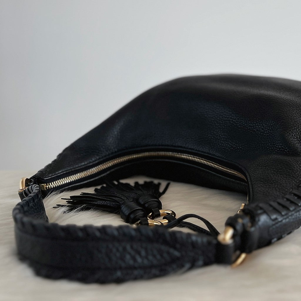 Michael Kors Black Leather Tassel Charm Slouchy 2 Way Shoulder Bag Like New