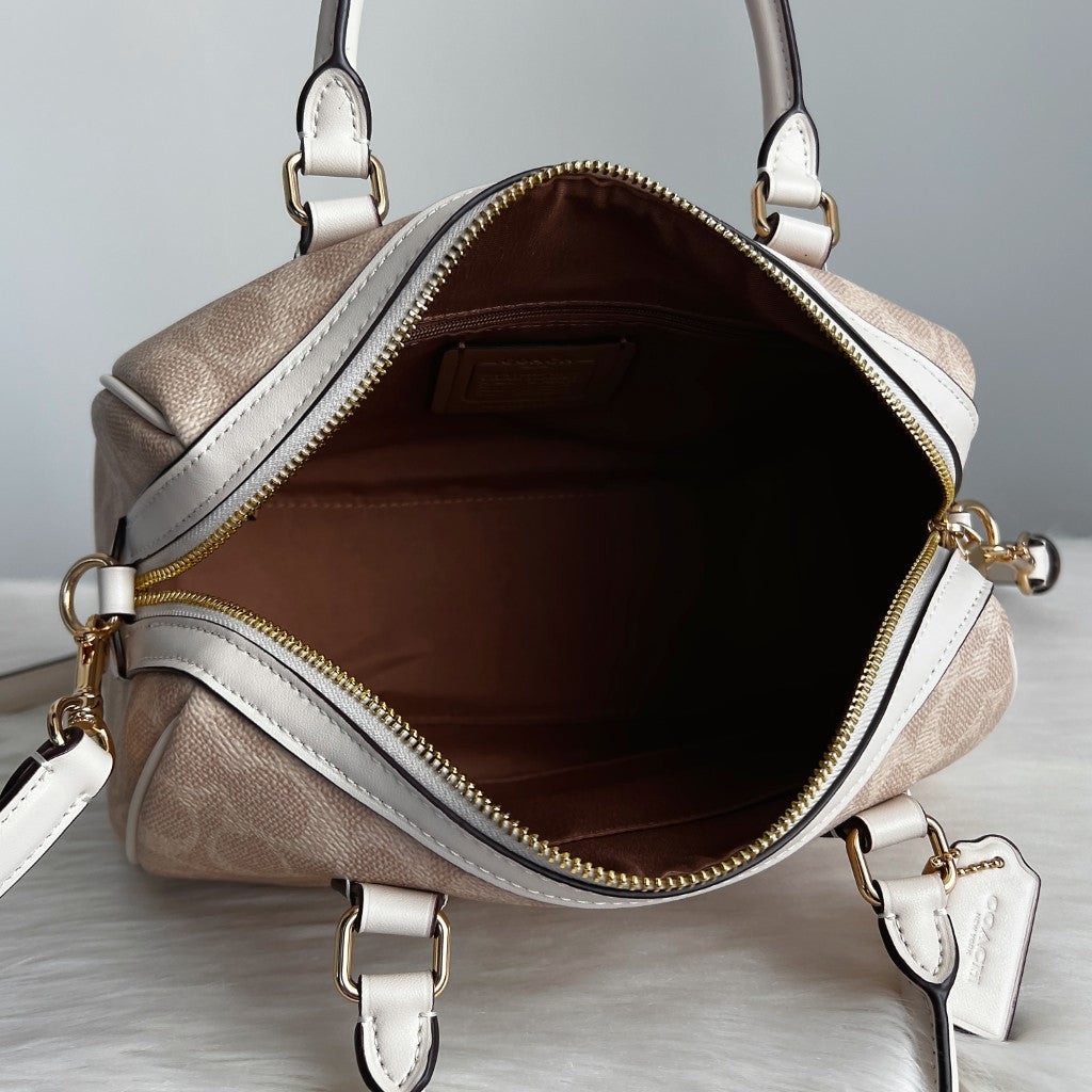 Coach Creamy Leather Front Logo Monogram Boston 2 Way Shoulder Bag Like New