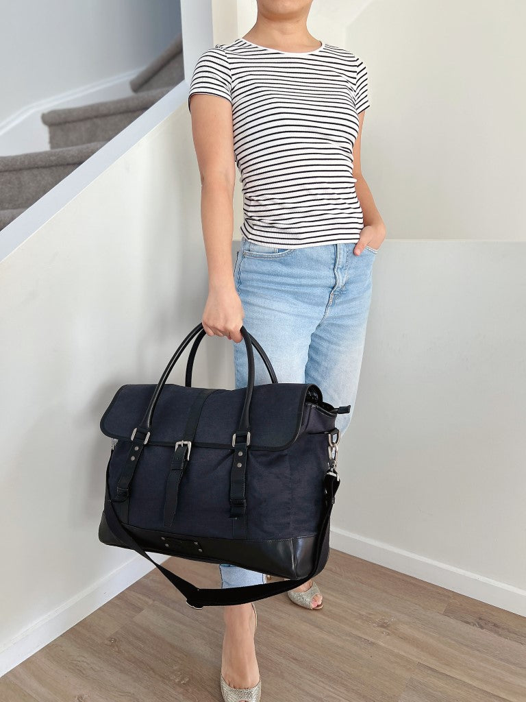 Burberry Black Leather Canvas Patchwork Buckle Detail Travel Bag Excellent