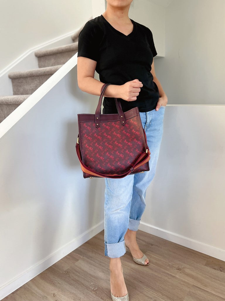 Coach maroon shoulder bag deals