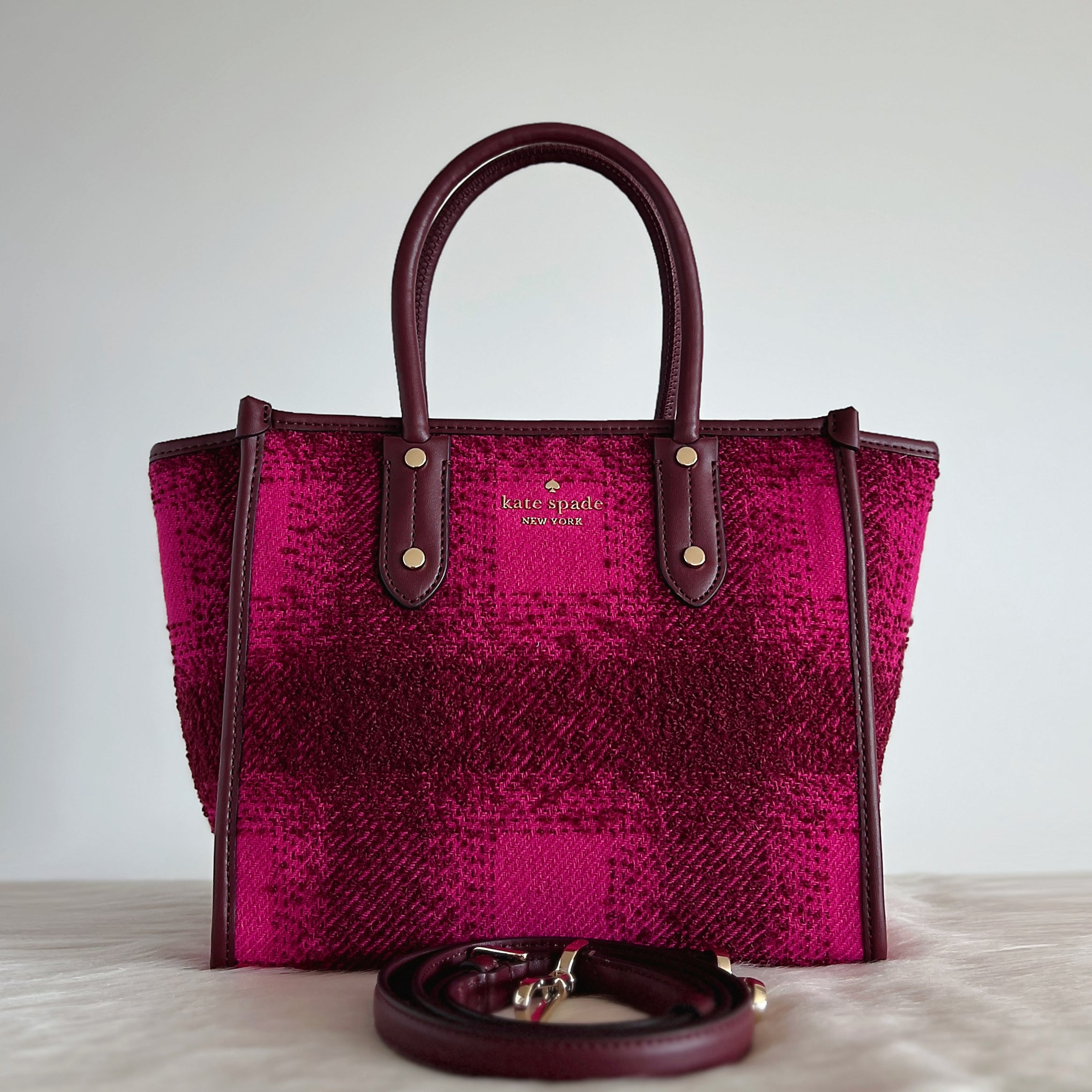 Kate Spade Burgundy Leather Woollen 2 Way Shoulder Bag Like New