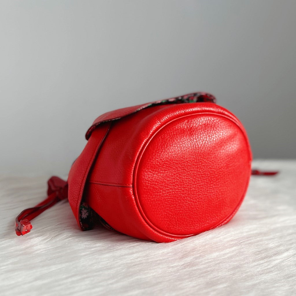 Coach Red Leather Drawstring Bucket Crossbody Shoulder Bag Excellent