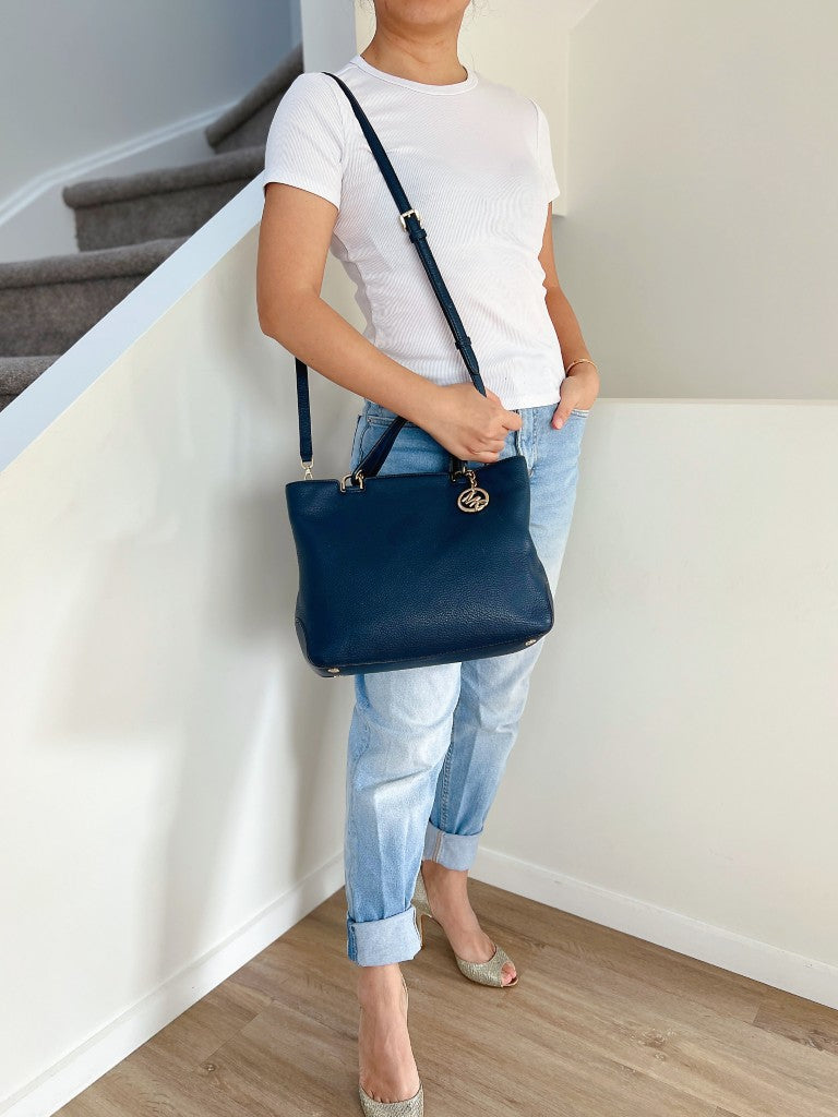 Michael Kors Navy Leather Triple Compartment 2 Way Shoulder Bag Excellent