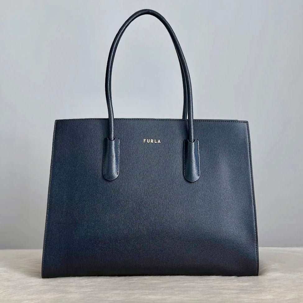 Furla Black Leather Front Logo Triple Compartment Career Shoulder Bag Like New