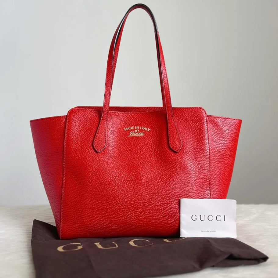 Gucci Red Leather Signature Swing Carryall Shoulder Bag Excellent