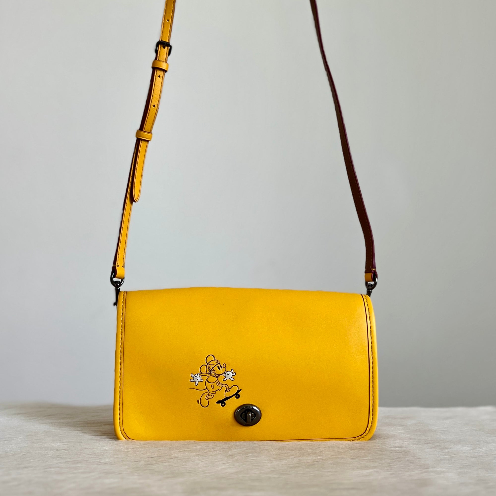 Coach Disney Collaboration Yellow Leather Turn Lock Crossbody Shoulder Bag Excellent