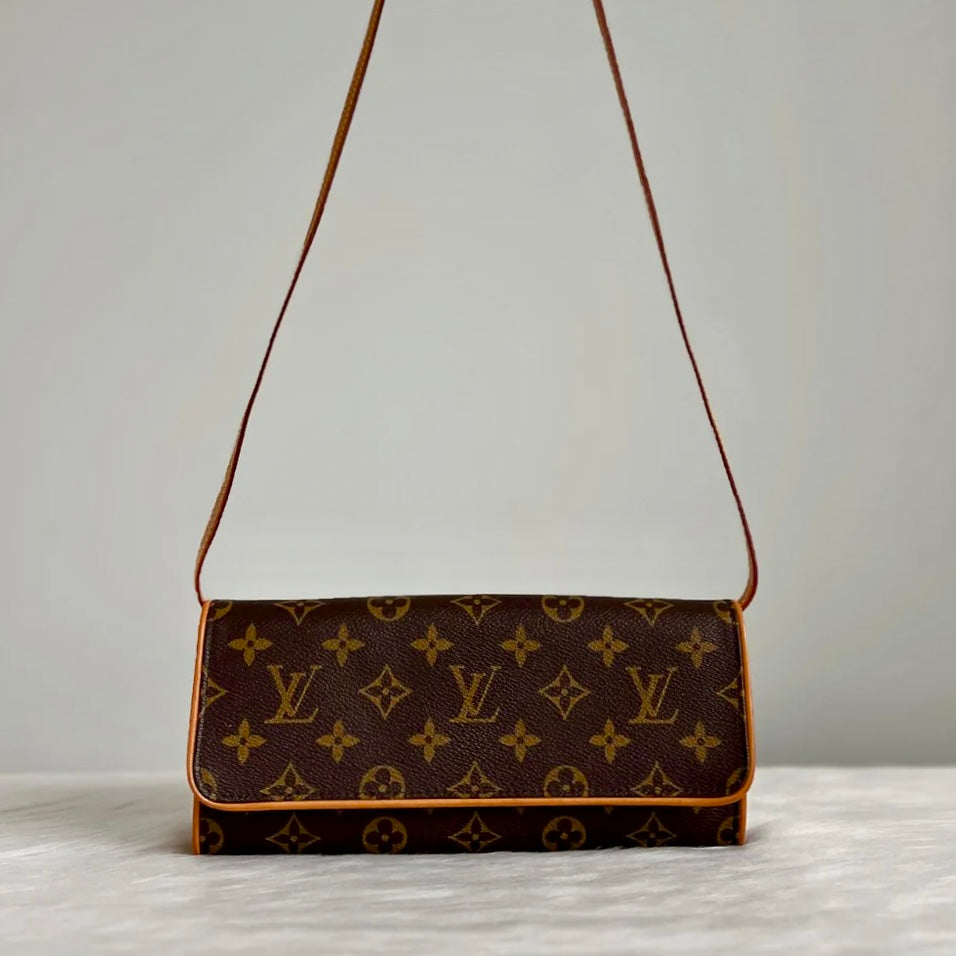 Louis Vuitton Signature Monogram Pochette Twin GM Shoulder Bag Excellent