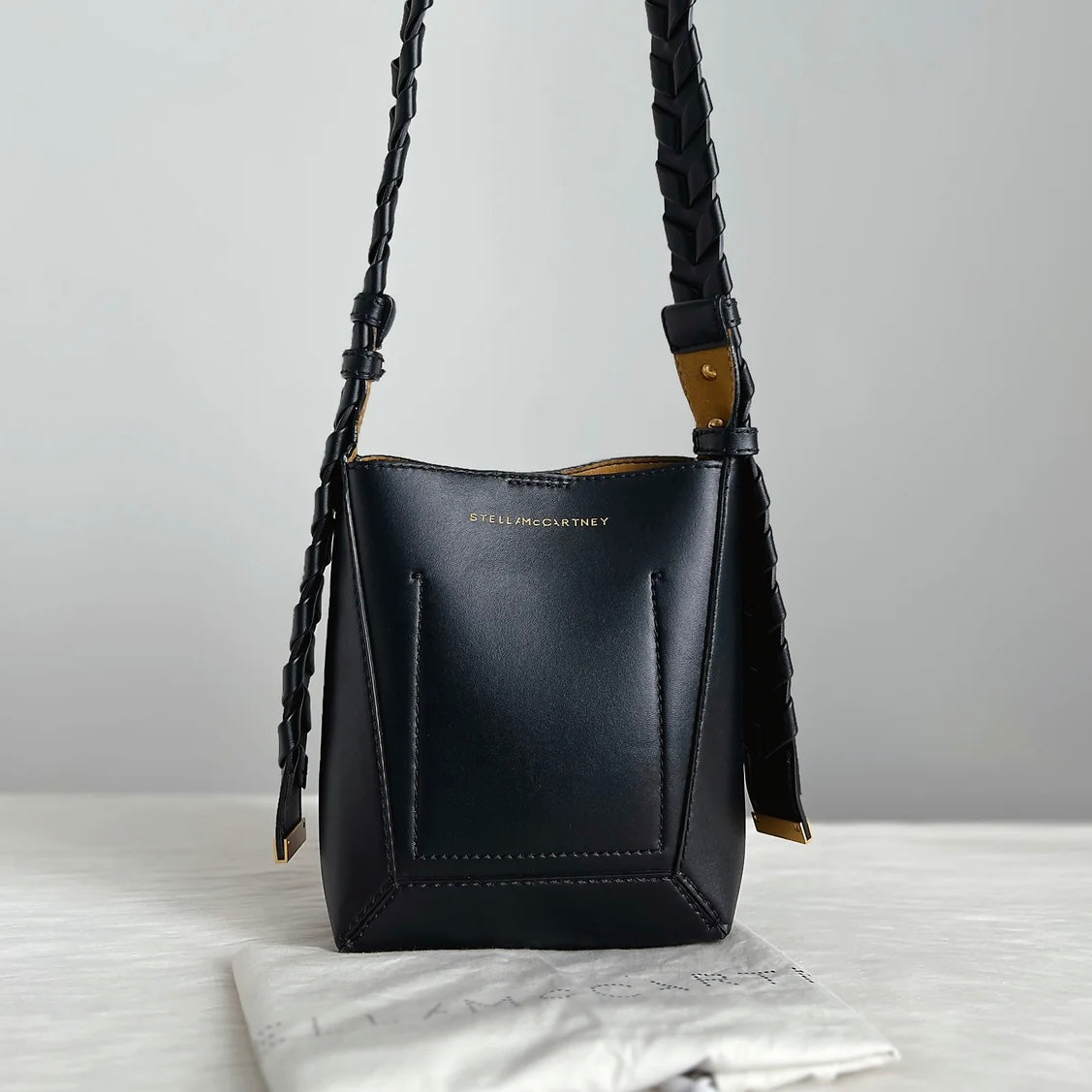 Stella Mccartney Black Pleated Strap Bucket Crossbody Shoulder Bag Like New