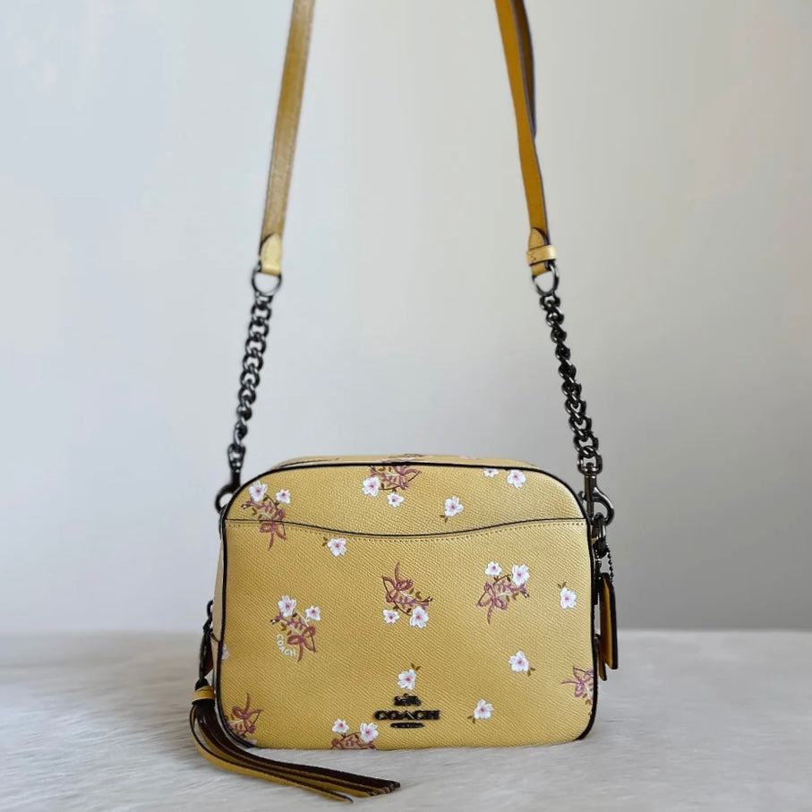 Coach Yellow Leather Floral Pattern Chain Detail Crossbody Shoulder Bag Like New