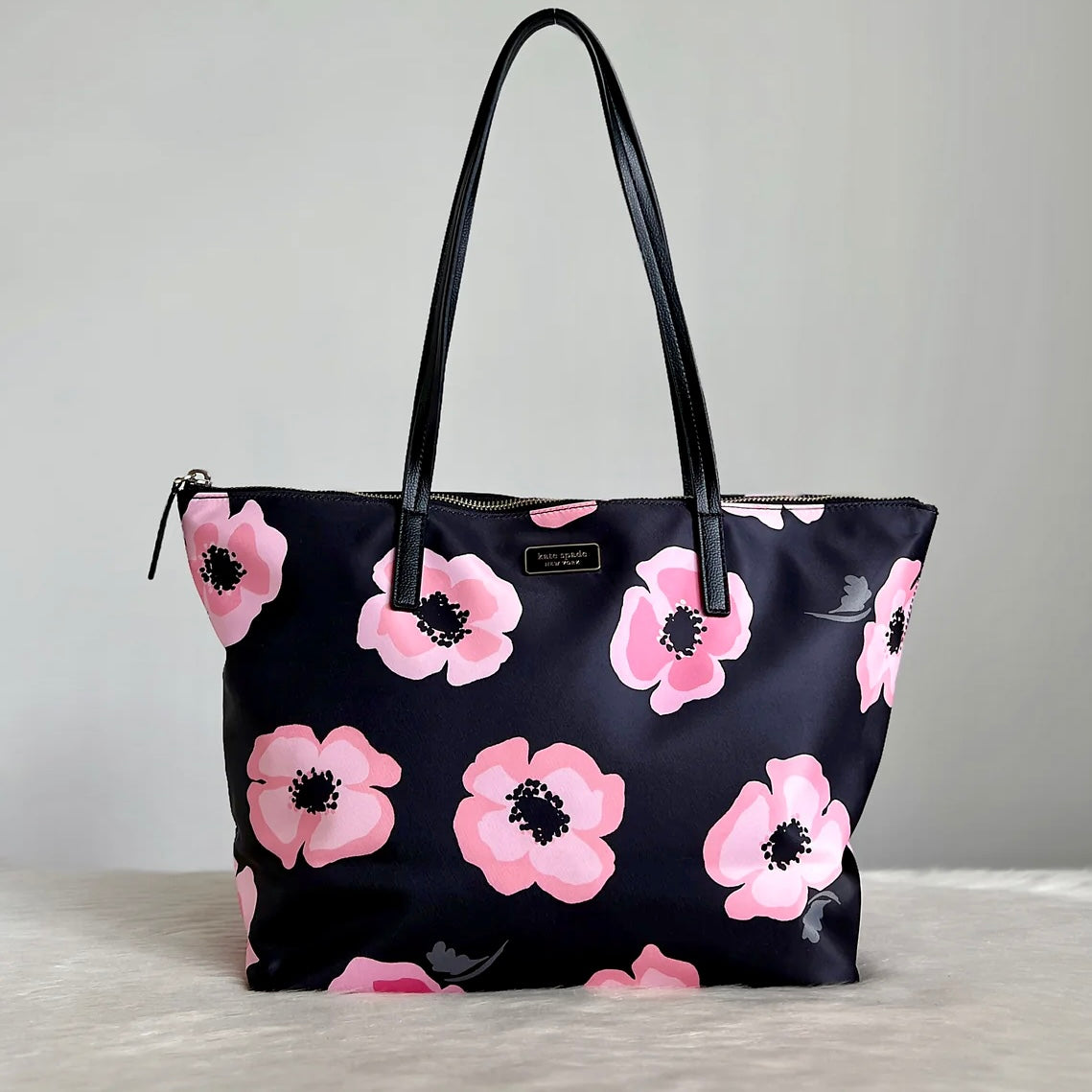 Kate Spade Black Leather Floral Pattern Shopper Shoulder Bag Excellent