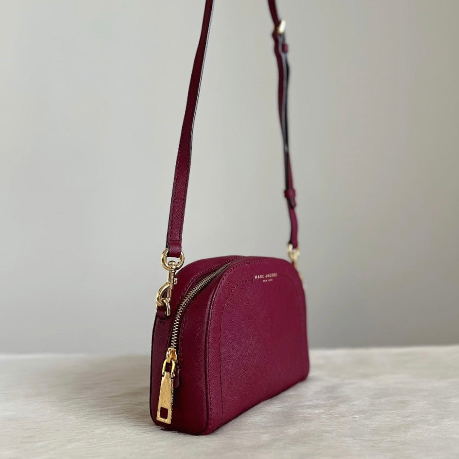 Marc Jacobs Bordeaux Leather Small Crossbody Shoulder Bag Excellent