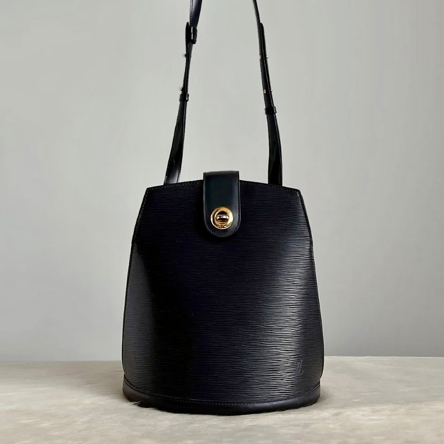 Louis Vuitton Black Epi Leather Cluny Shoulder Bag Excellent