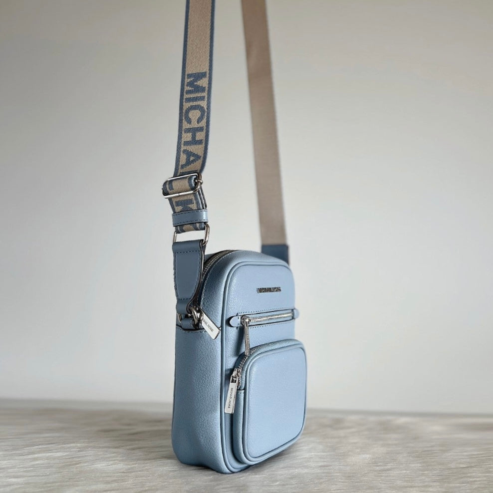 Michael Kors Light Blue Leather Small Crossbody Shoulder Bag Like New