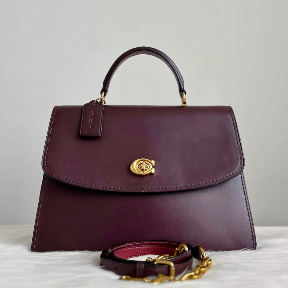 Coach Bordeaux Leather Double Compartment Turn Lock 2 Way Shoulder Bag Like New