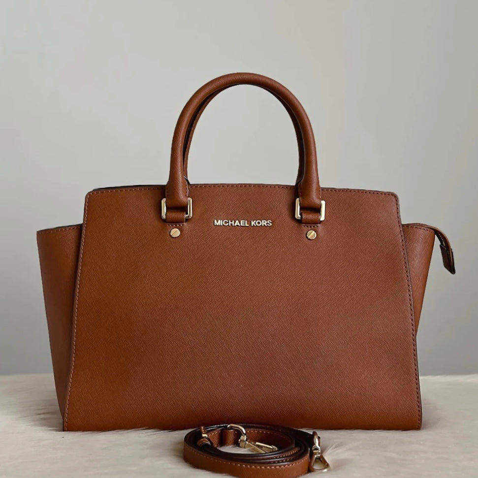 Michael Kors Caramel Leather Front Logo Career2 Way Shoulder Excellent