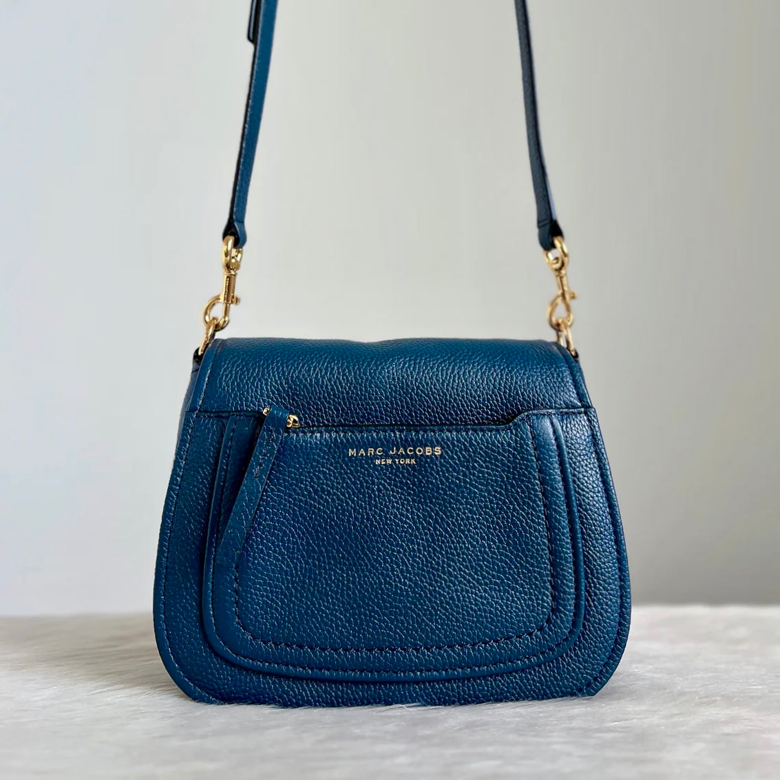 Marc Jacobs Navy Leather Zipped Flap Crossbody Shoulder Bag Excellent