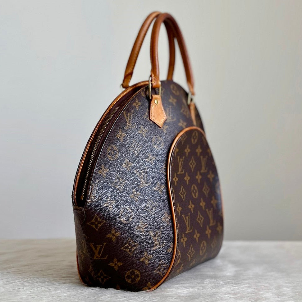 Louis Vuitton Iconic Monogram Ellipse MM Tote Bag