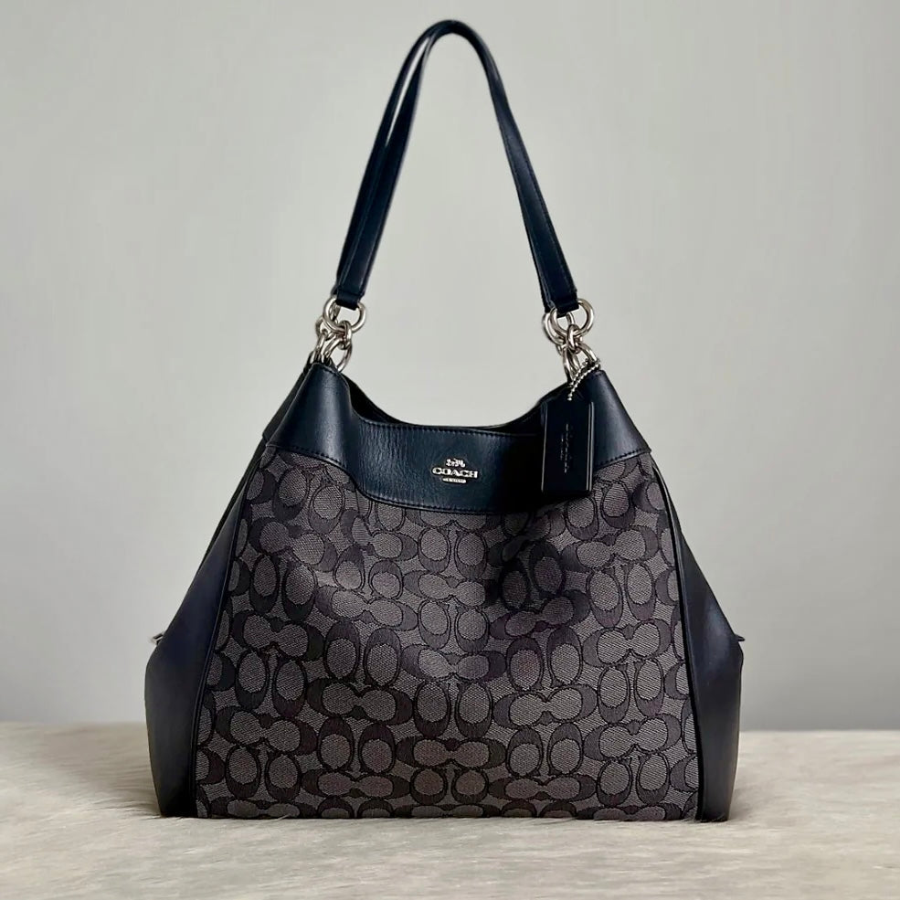 Coach Black Leather Monogram Triple Compartment Shoulder Bag Like New