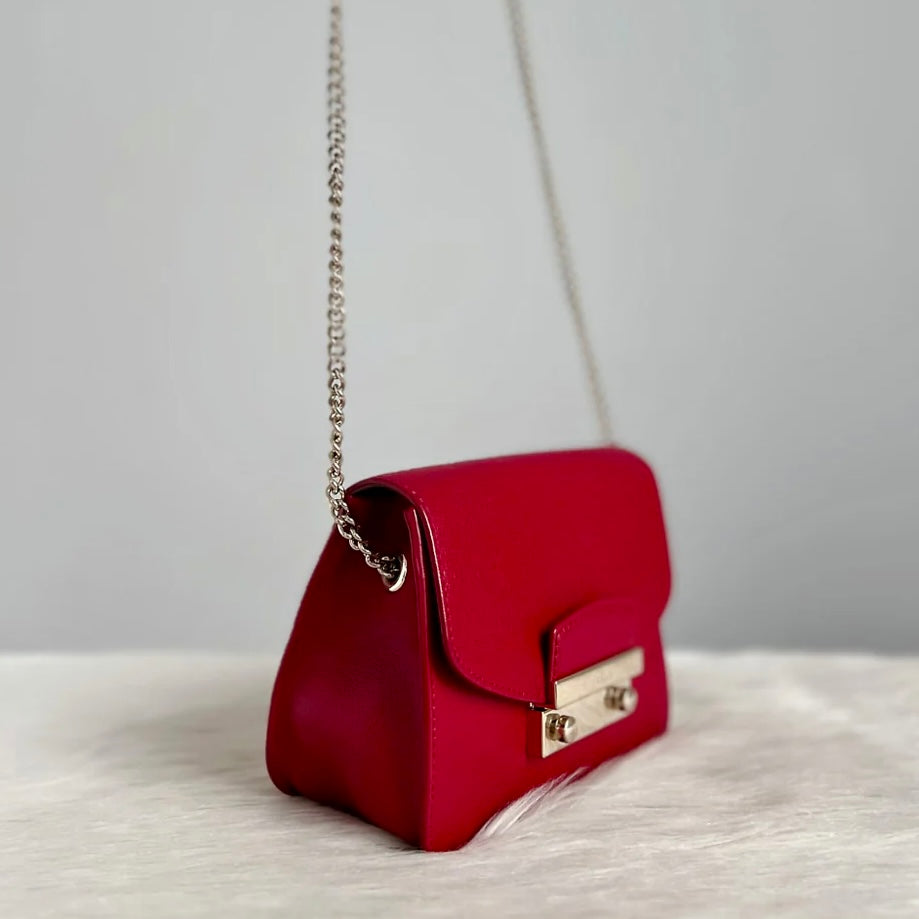 Furla Maroon Leather Signature Metropolis Small Shoulder Bag