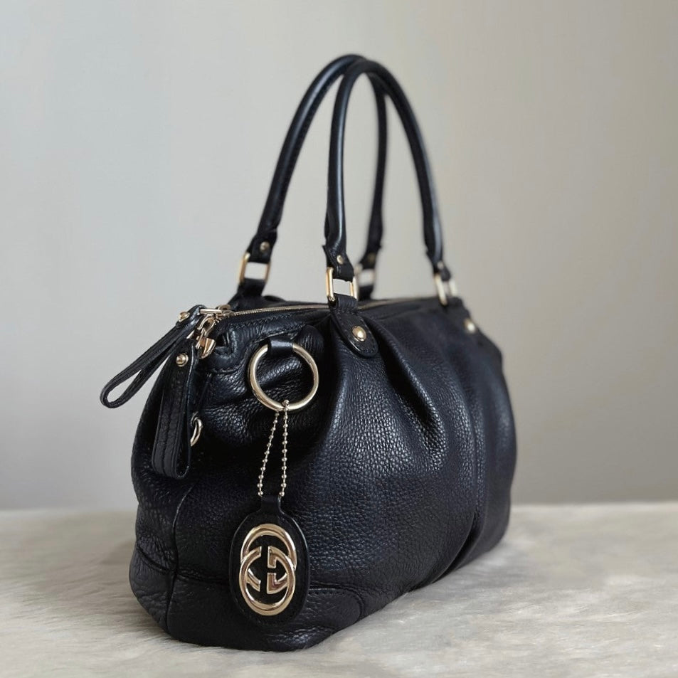 Gucci Black Leather Signature Double G Charm 2 Way Shoulder Bag Excellent