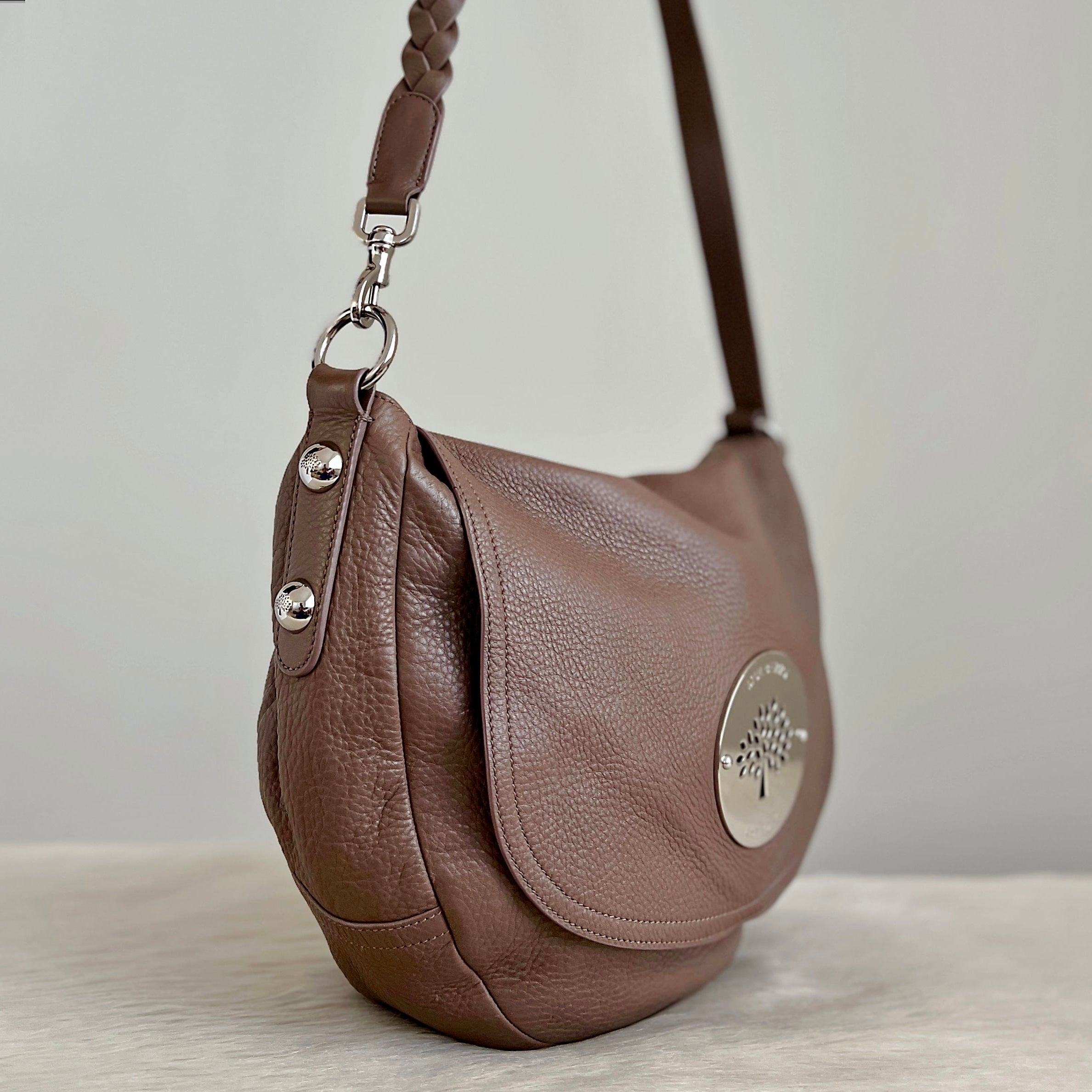 Mulberry Taupe Leather Signature Turn Lock Crossbody Shoulder Bag Excellent