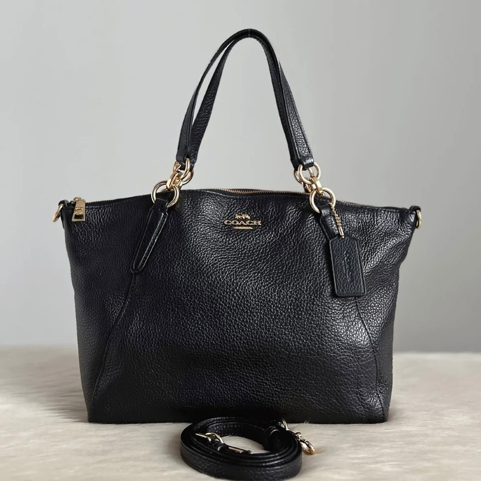 Coach Black Leather Chain Detail 2 Way Shoulder Bag Excellent
