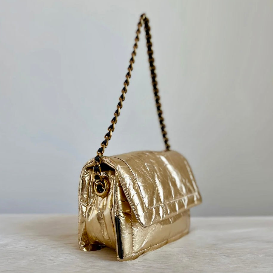 Marc Jacobs Gold Chain Detail Puffy Shoulder Bag Excellent