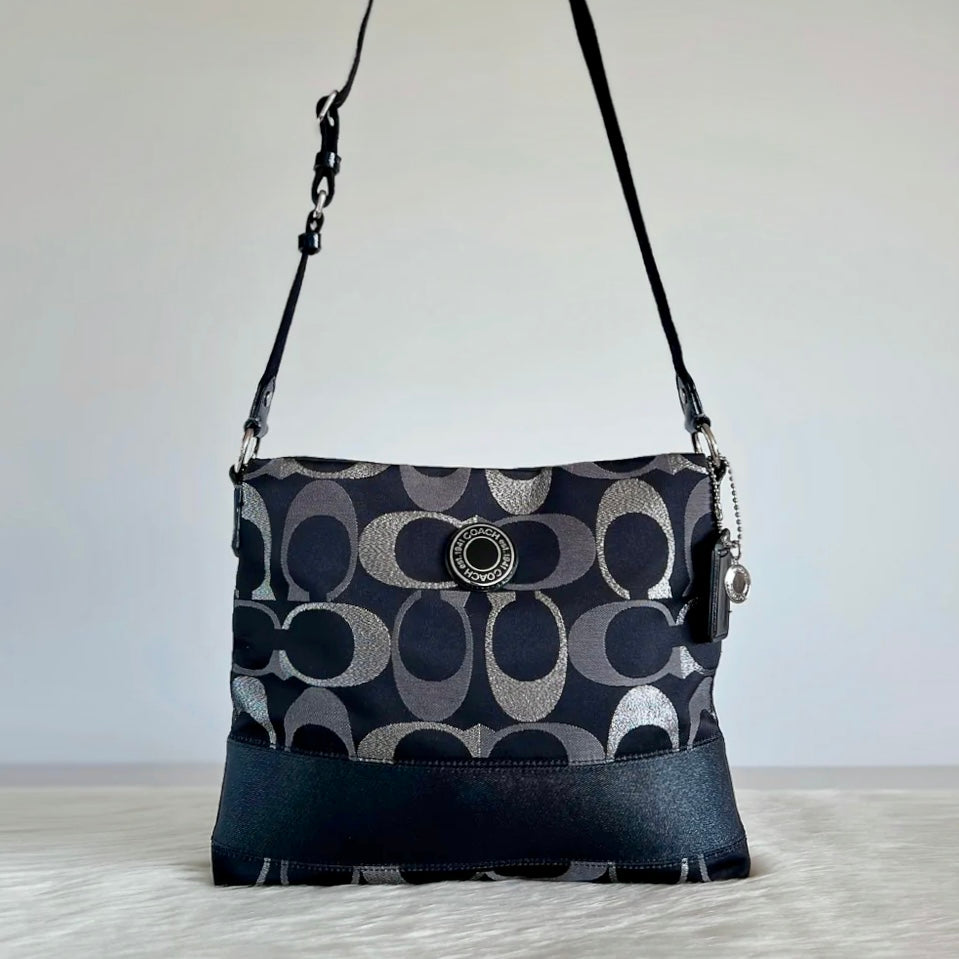 Coach Black Monogram Front Logo Crossbody Shoulder Bag Like New