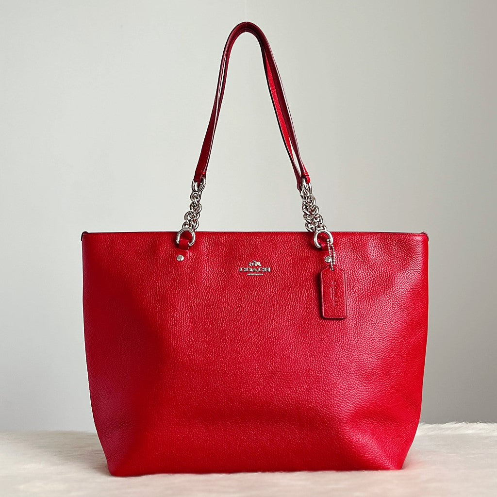 Coach Red Leather Front Logo Chain Detail Carryall Shoulder Bag