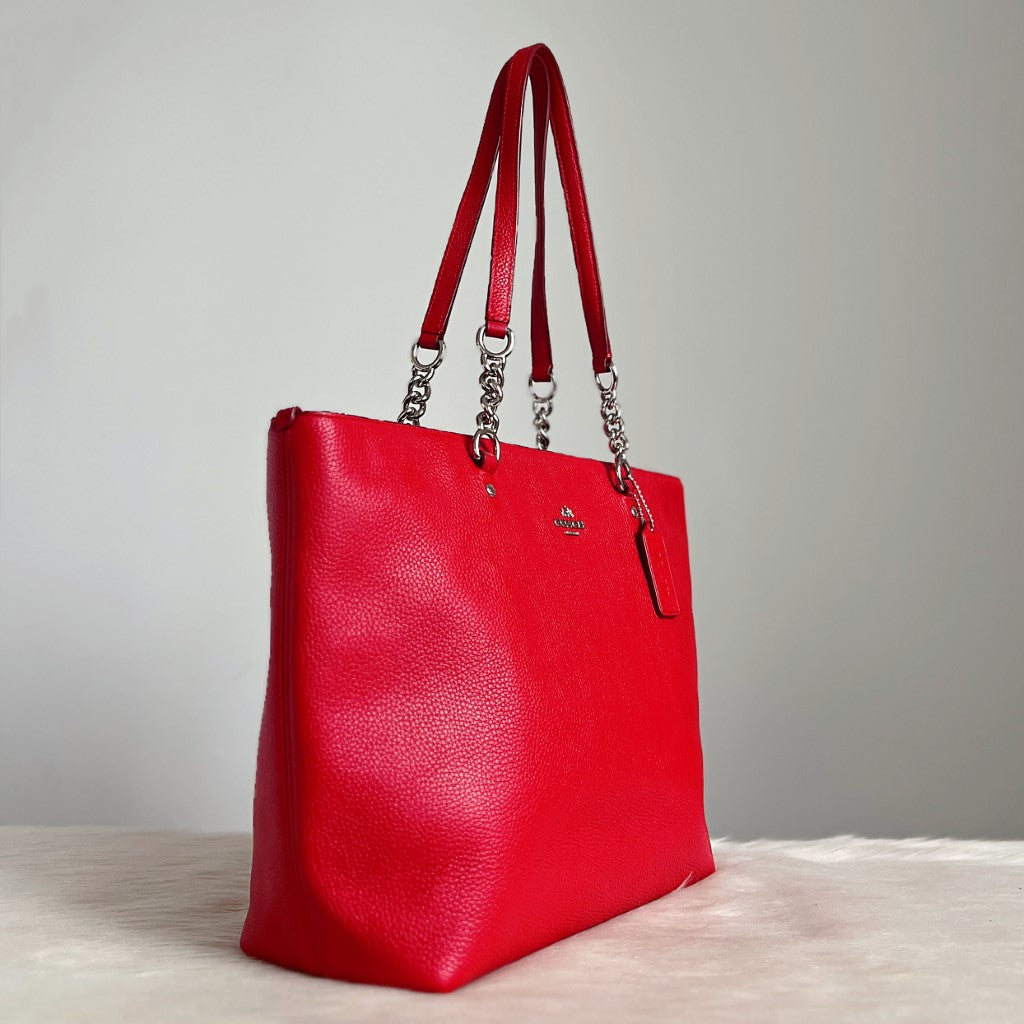 Coach Red Leather Front Logo Chain Detail Carryall Shoulder Bag