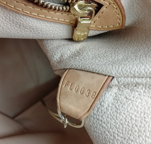 Louis Vuitton Signature Monogram Bucket GM Shoulder Bag